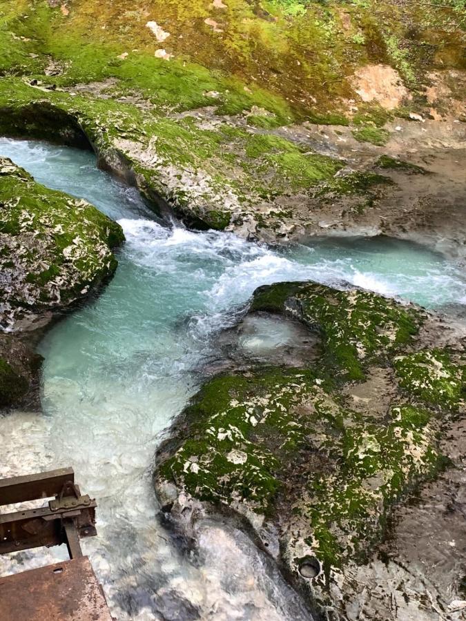 Мир Очамчира Экстерьер фото